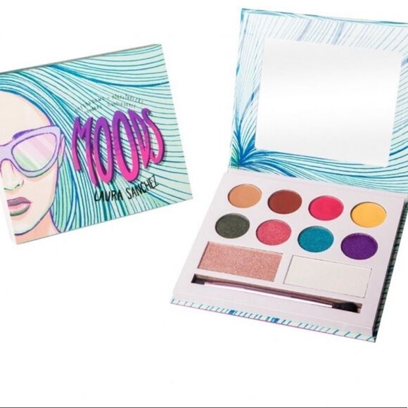 LAURA MAKEUP LABS •
Moods Eyeshadow & Highlighter Palette NWT - Picture 2 of 7